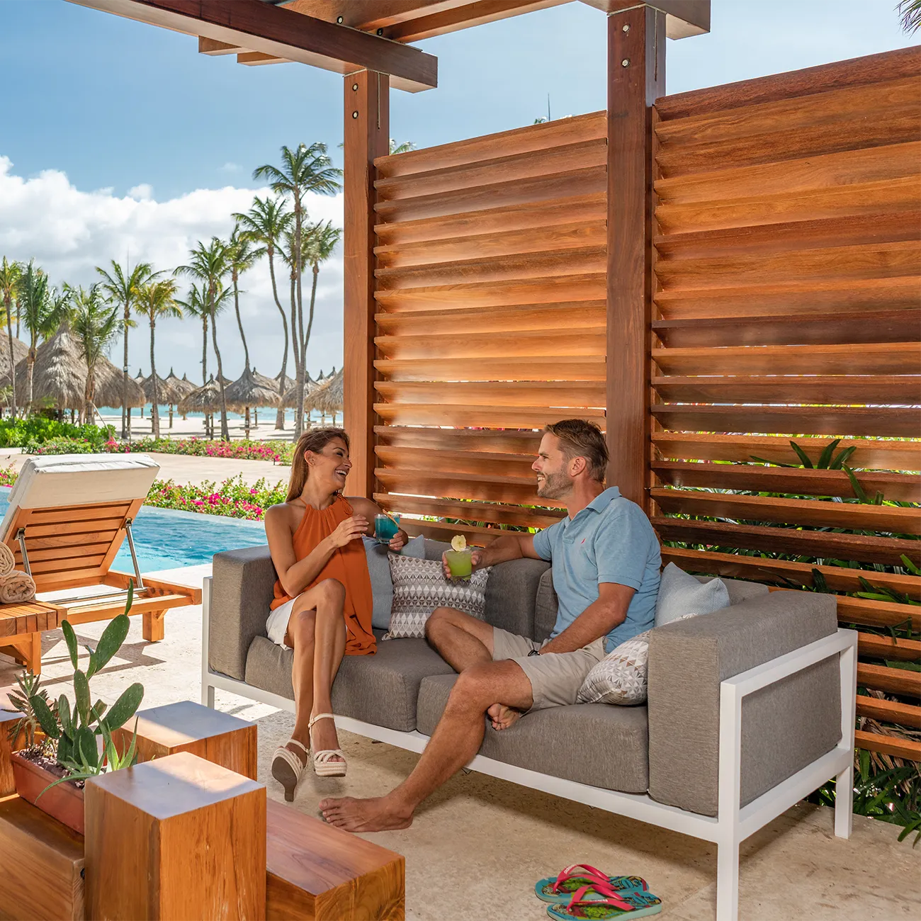 Couples experience at the Trankilo Pool at Hyatt Regency Aruba Resort Spa & Casino