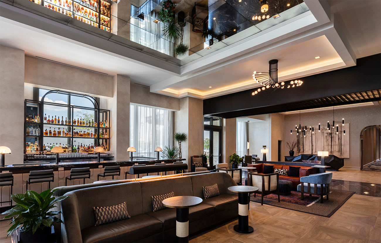 Lobby bar at the Thompson Savannah